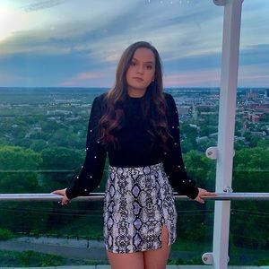 Meet your Posher, Marissa